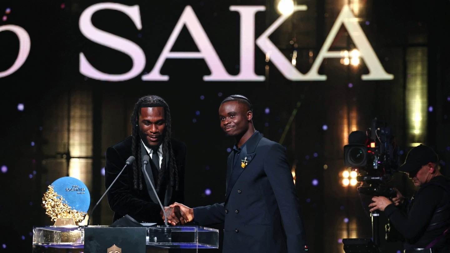 Bukayo Saka celebrates a special honour at the 2026 Ballon d’Or ceremony.