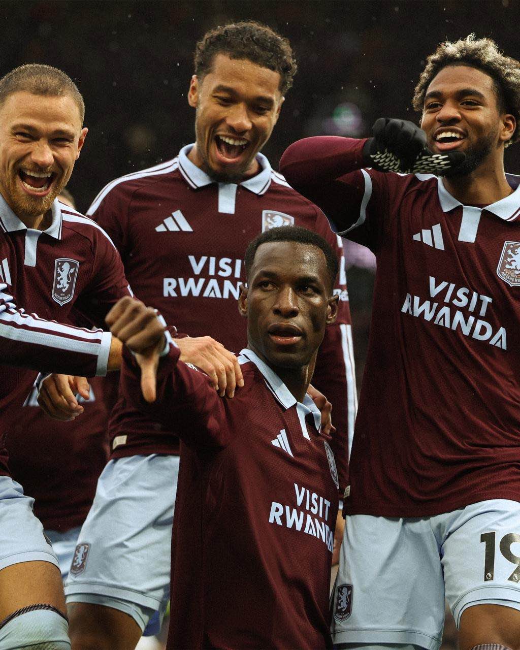 Nicolas Jackson celebrates with his Aston Villa teammates after scoring.