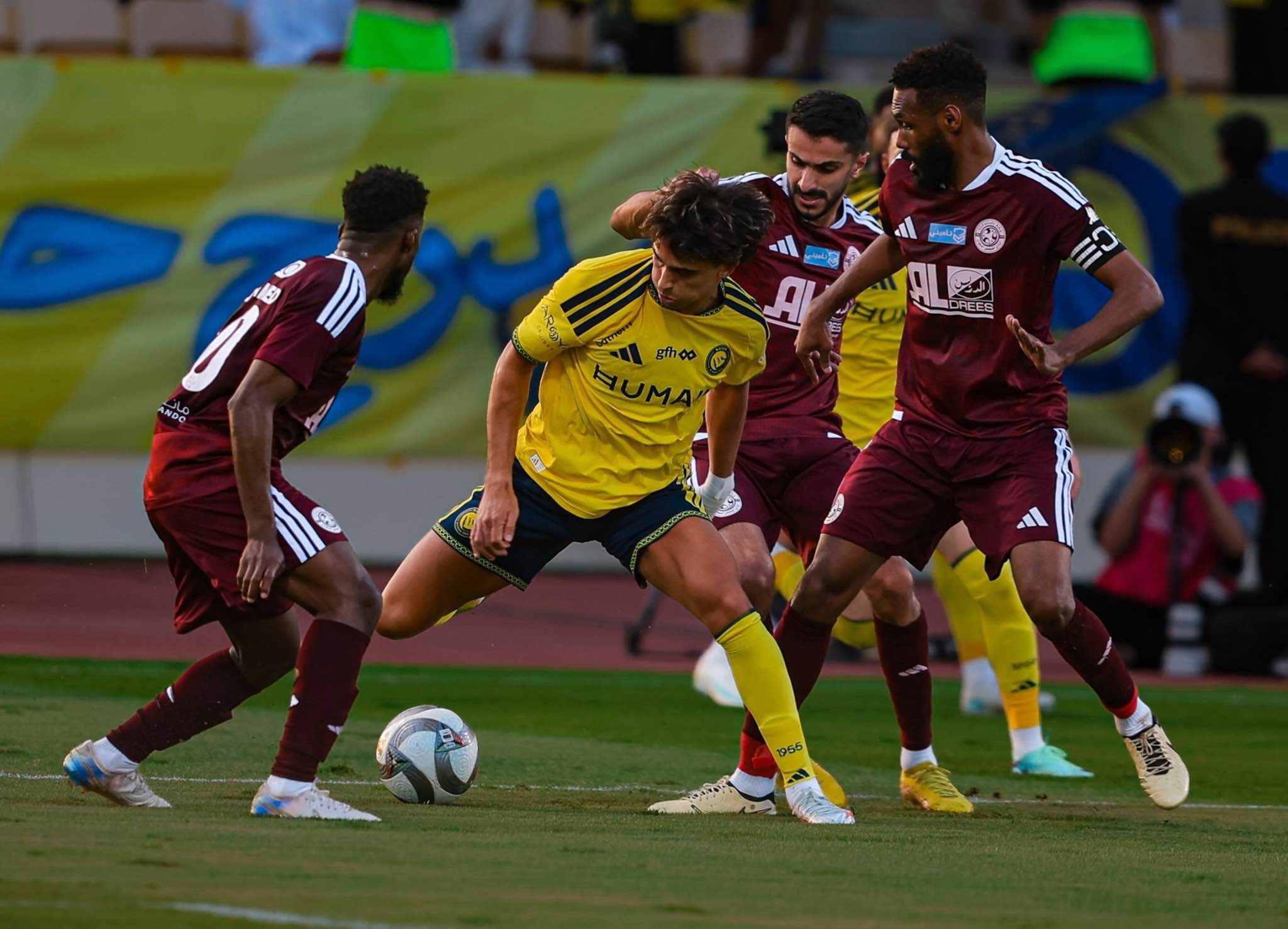 João Félix competes for possession as Al-Nassr secure a 3-1 victory over Al-Faisaly.